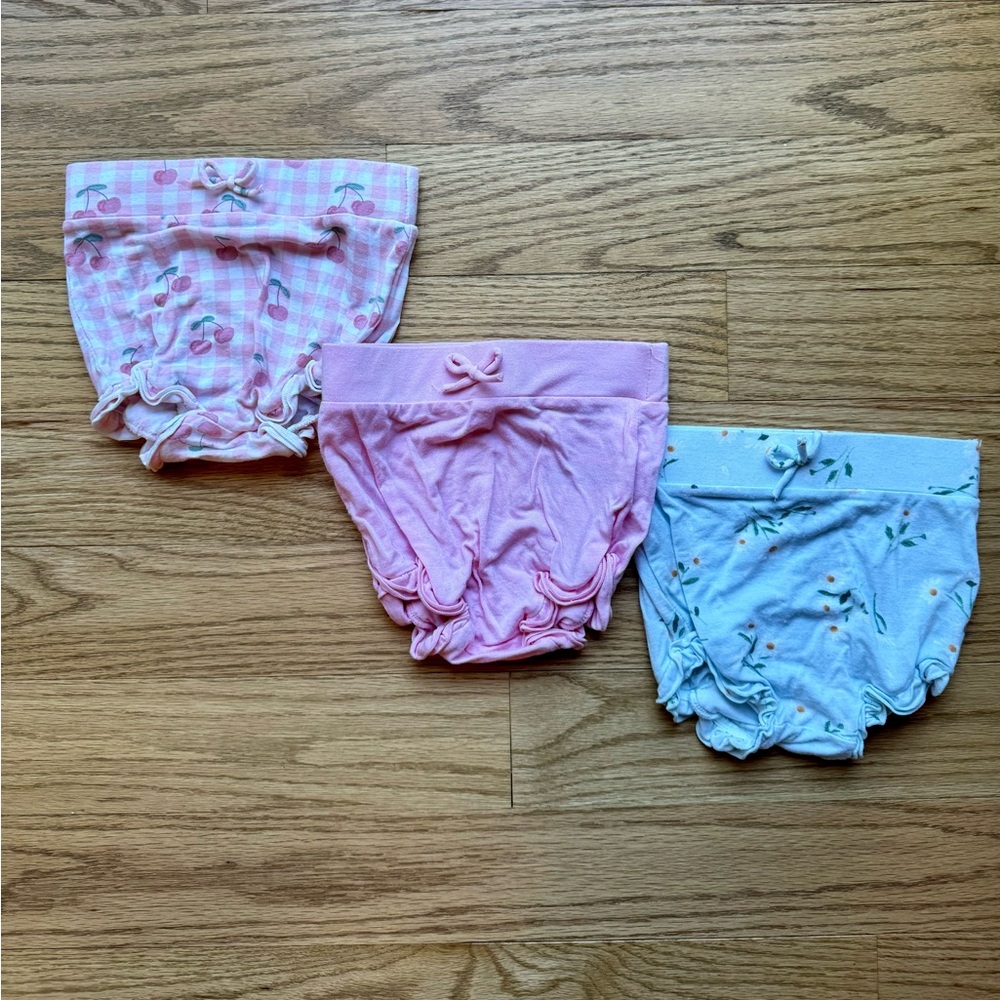 Angel Dear Set of 3 bamboo shorts in 18-24 months